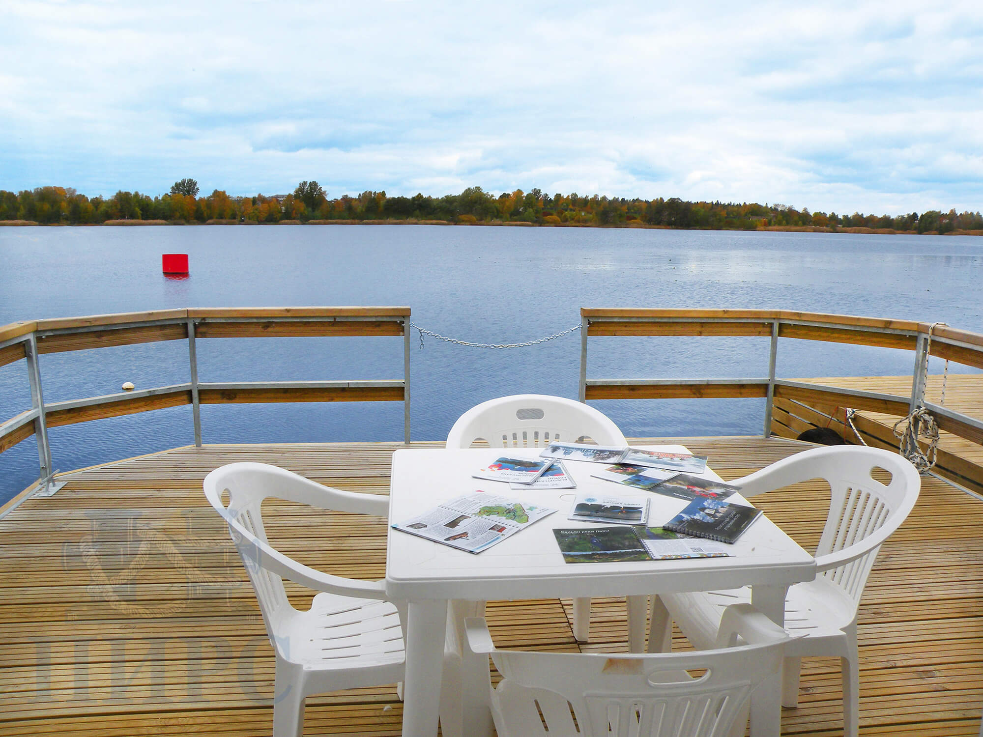 палуба хаусбота