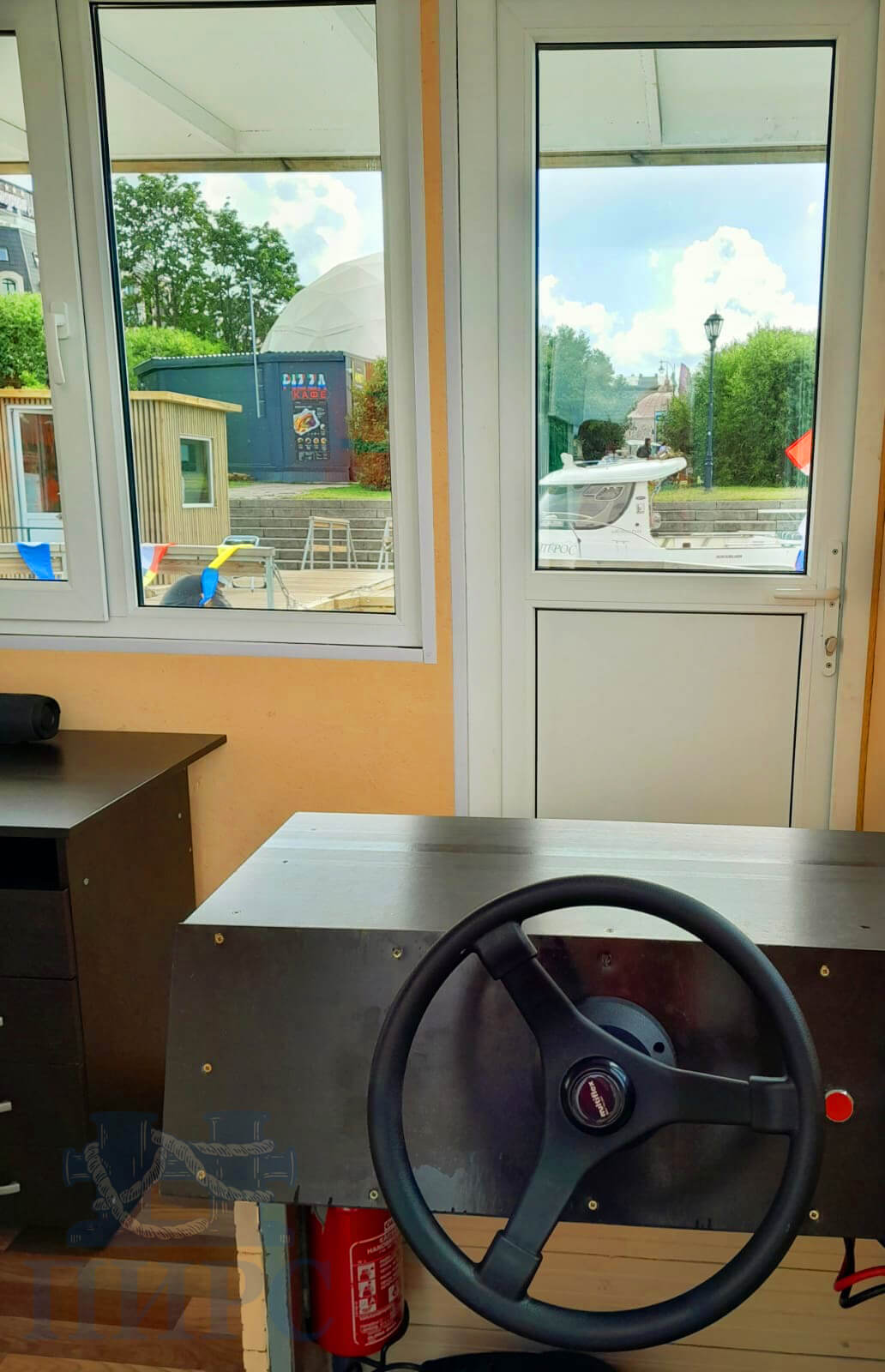 штурвал хаусбота