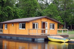 Плавучий дом