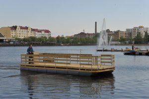 Понтонный катер Шмель-2 платформа