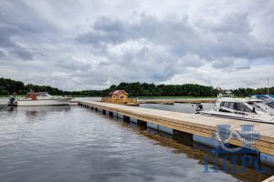 популярный причал для яхт и катеров