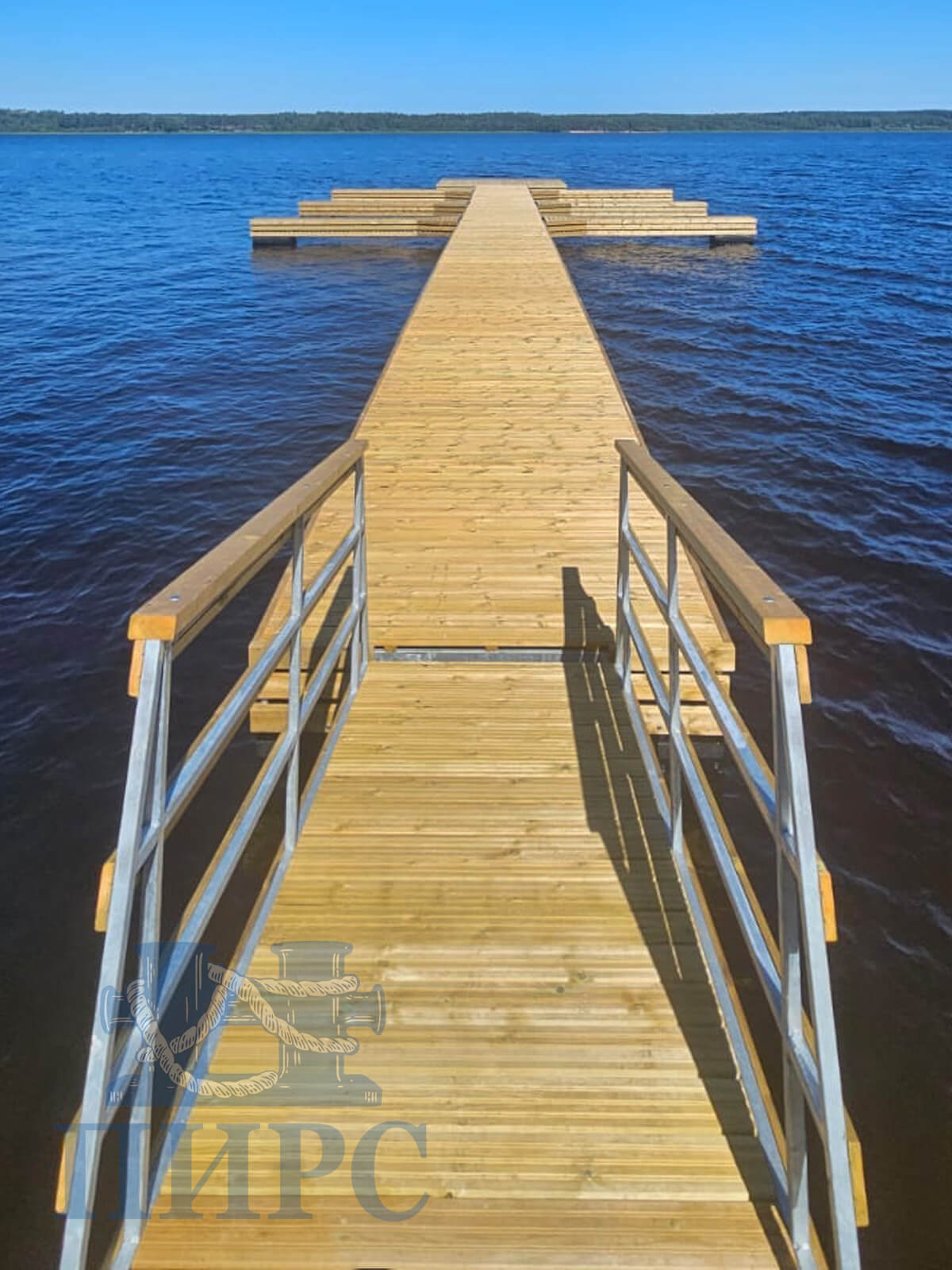 плавающий пирс из понтонов