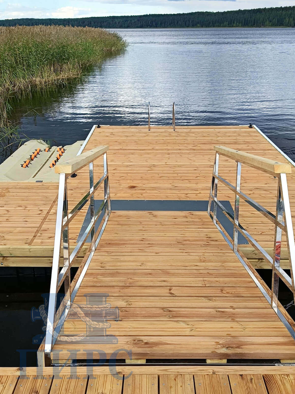 понтон для купания и гидроцикла