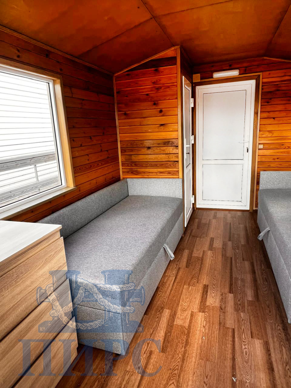 плавдом с мотором внутри