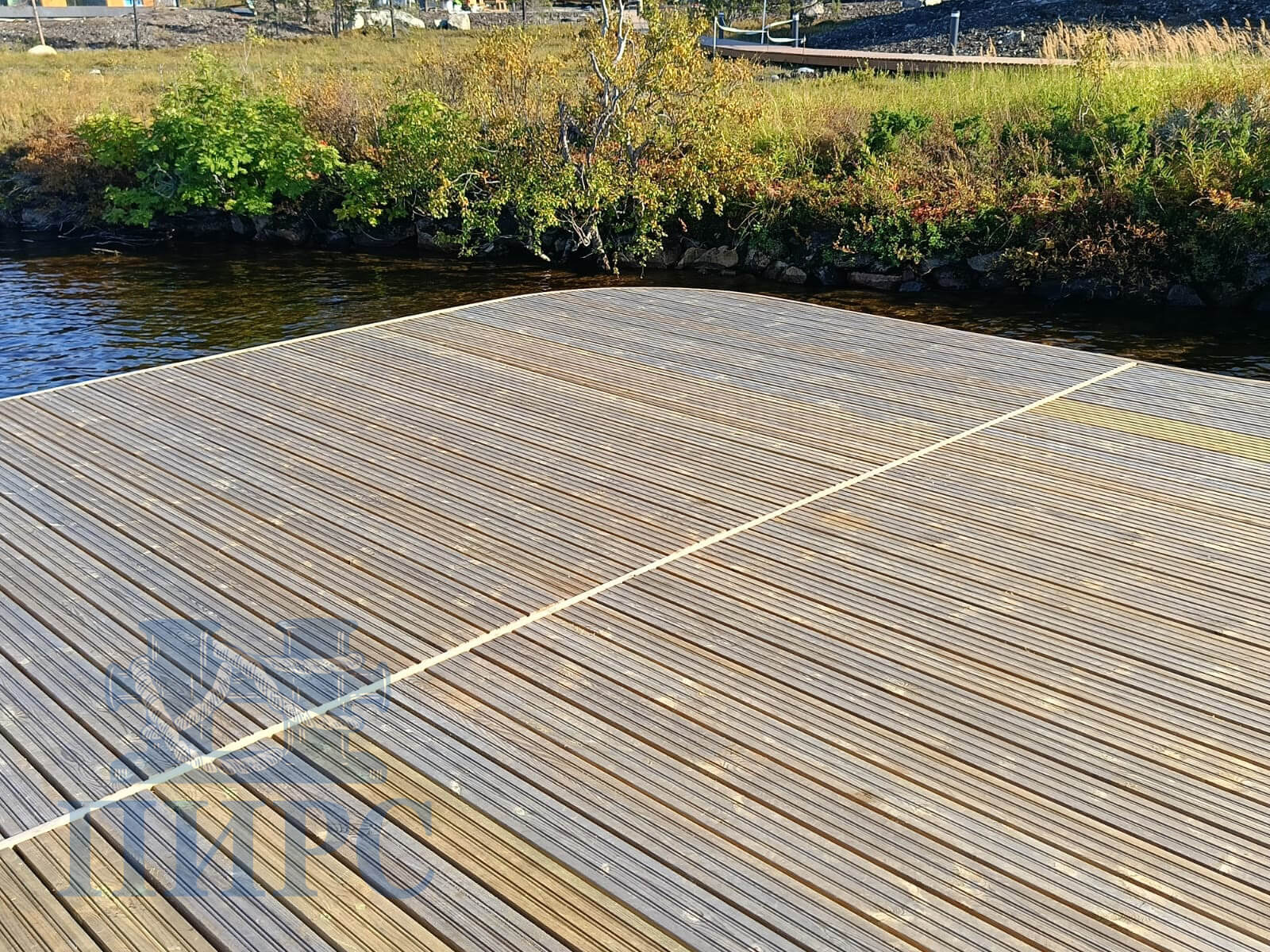 плавучий причал для парка