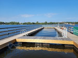 плавучий бассейн из понтонов