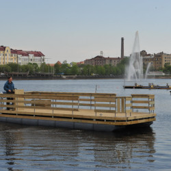 Понтонный катер Шмель-2 платформа Понтонный катер Шмель-2 платформа