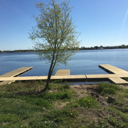 плавучий лодочный причал для рыбалки из понтонов