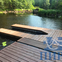 причал паук для байдарки на реке